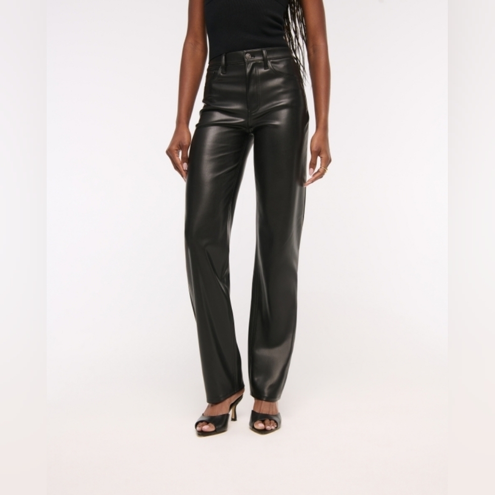 Abercrombie & Fitch Curve Love Ultra High Rise '90s Straight Vegan Leather Pants